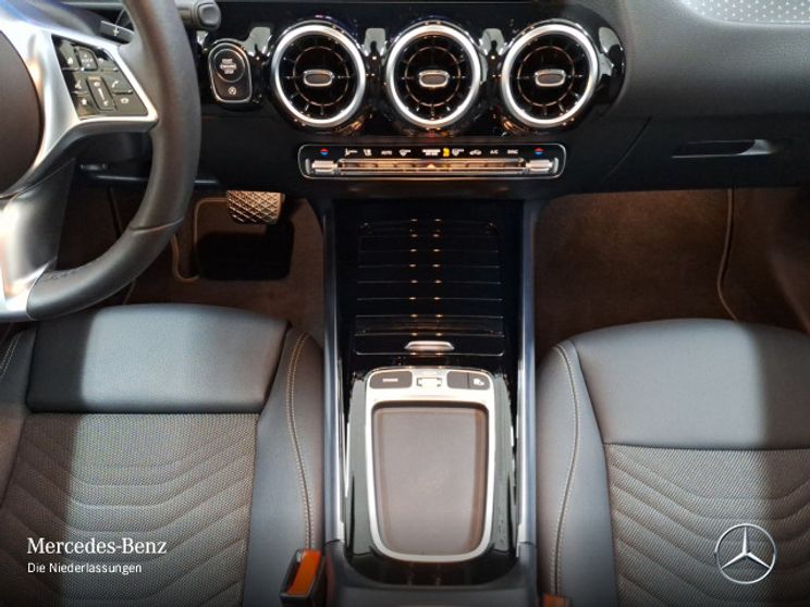 Mercedes-Benz GLA 180 Progressive