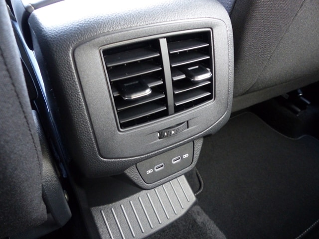 Volkswagen T-Roc 1.5 TSI DSG *AHK*LED*PDC*