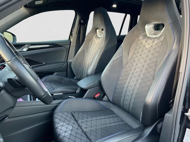 Volkswagen Tiguan 4Motion DSG R-Line