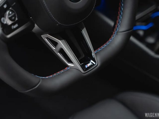 BMW M5 Touring PANORAMA AHK B&W COMFORT-PAKET ALLBLACK