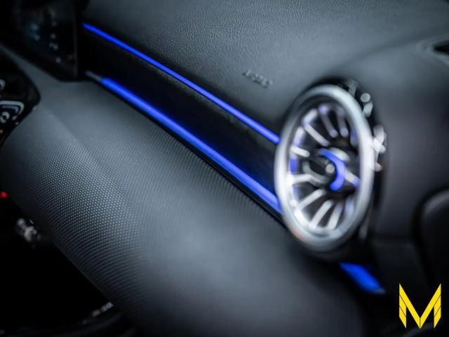 Mercedes-Benz A 180 AMG Line