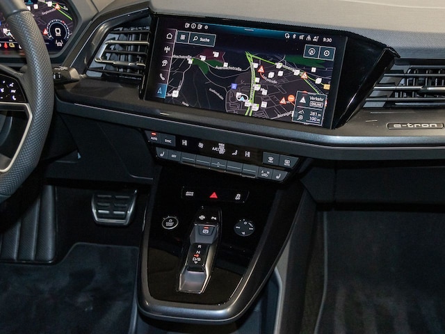 Audi Q4 e-tron SUV 45 e-tron Audi Q4 e-tron