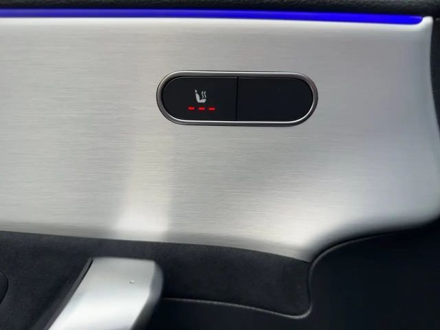 Mercedes-Benz A 250 A 250 e AMG Line