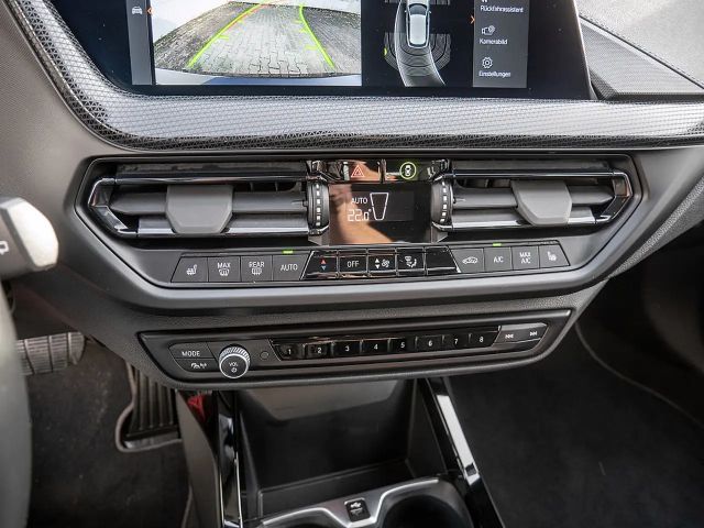 BMW 120 120i Sedan Sport Line