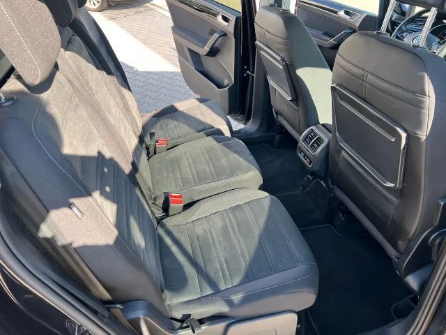 Volkswagen Touran 2.0 TDI Highline