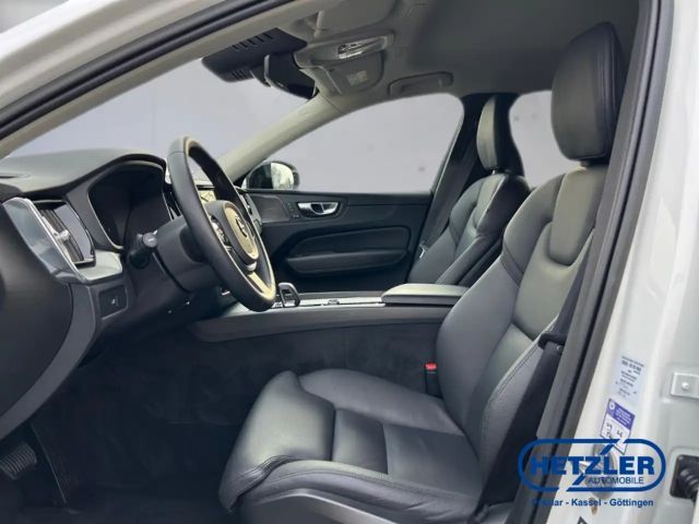 Volvo XC60 AWD Dark Plus