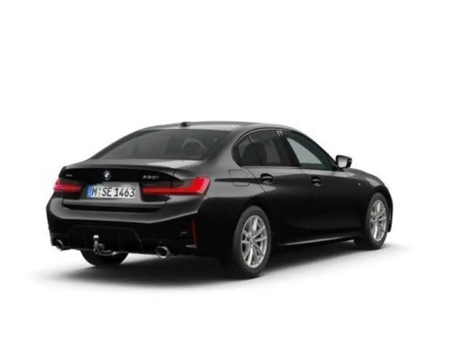 BMW 330 330i M-Sport Sedan xDrive