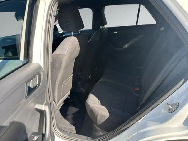 Volkswagen T-Roc 1.5 TSI DSG Sport