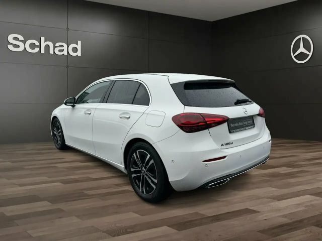 Mercedes-Benz A 180 A 180 d