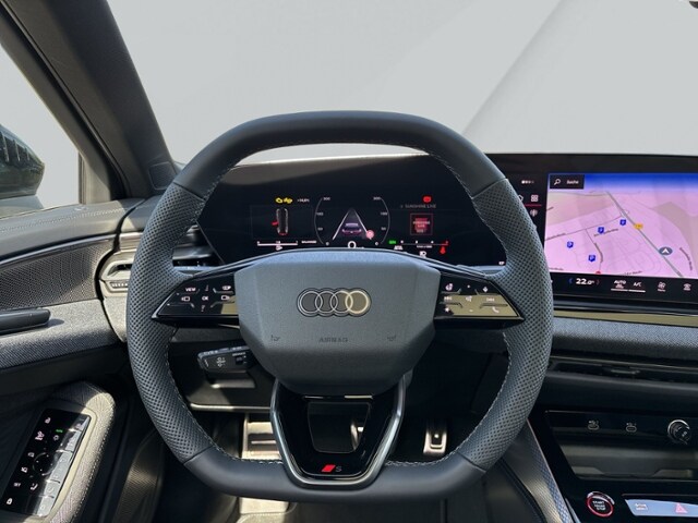 Audi A6 Avant Quattro S-Tronic