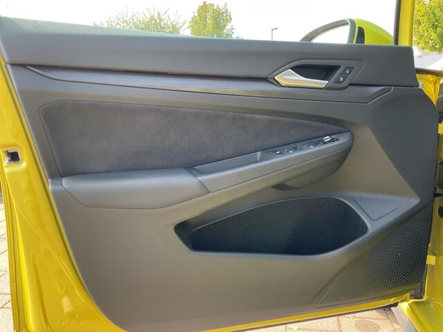 Volkswagen Golf 2.0 TSI Golf VIII