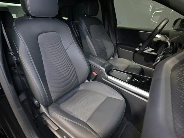 Mercedes-Benz EQA 350 4MATIC Progressive