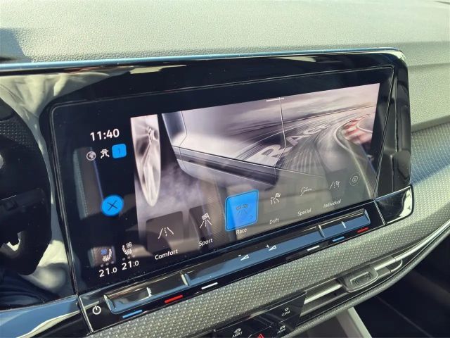 Volkswagen Golf 2.0 TSI 4Motion Golf VIII