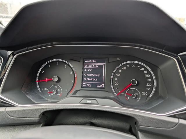 Volkswagen T-Roc 1.5 TSI DSG Sport Style