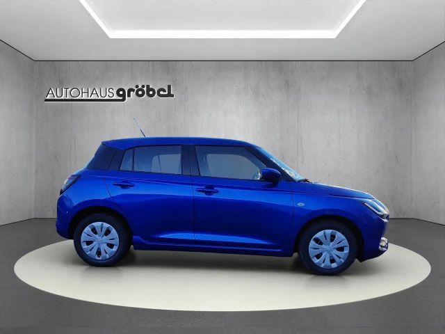 Suzuki Swift Club Hybrid