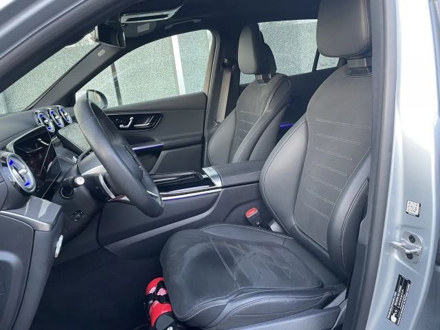 Mercedes-Benz GLC 300 4MATIC AMG Line Premium