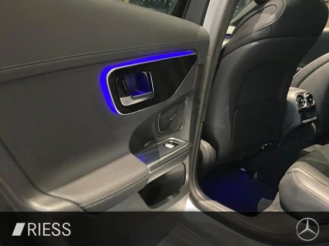 Mercedes-Benz C 200 AMG Line Sedan