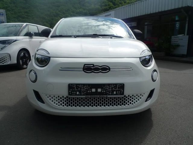 Fiat 500e 42 kWh Icon