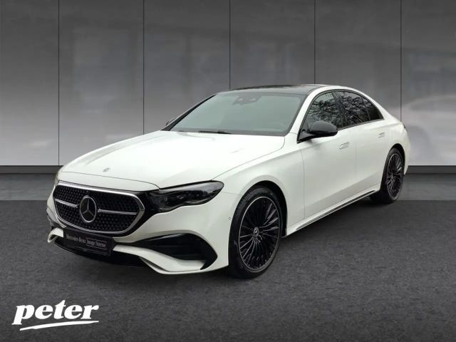 Mercedes-Benz E 200 AMG Line Sedan