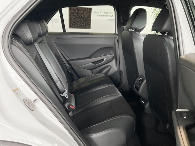 Volkswagen T-Roc 1.5 eTSI DSG R-Line