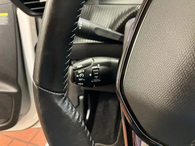 Peugeot E-208 Active Pack