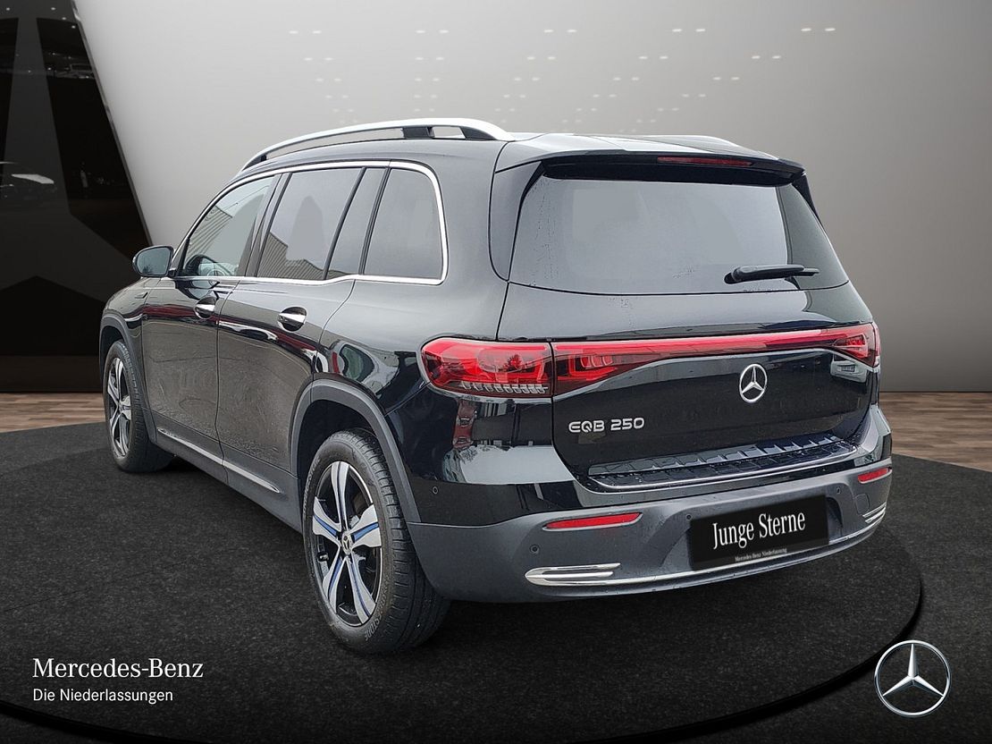 Mercedes-Benz EQB 250