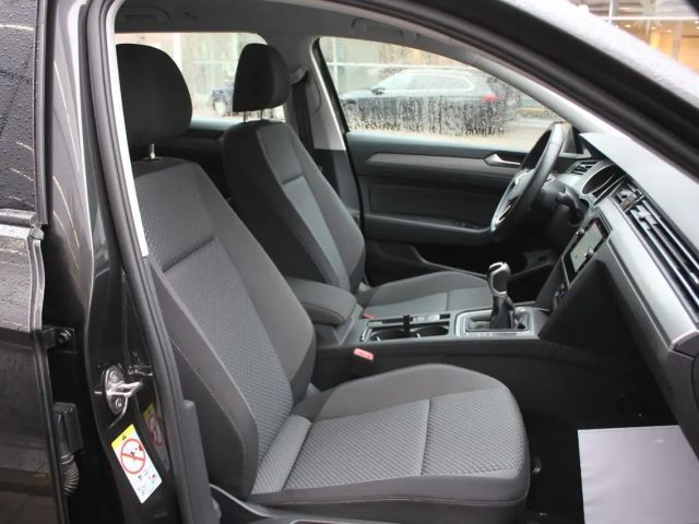 Volkswagen Passat 1.5 TSI Variant