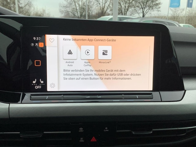 Volkswagen Golf 1.5 TSI DSG Life Variant