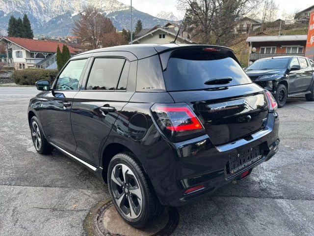 Suzuki Swift AllGrip Flash Hybrid