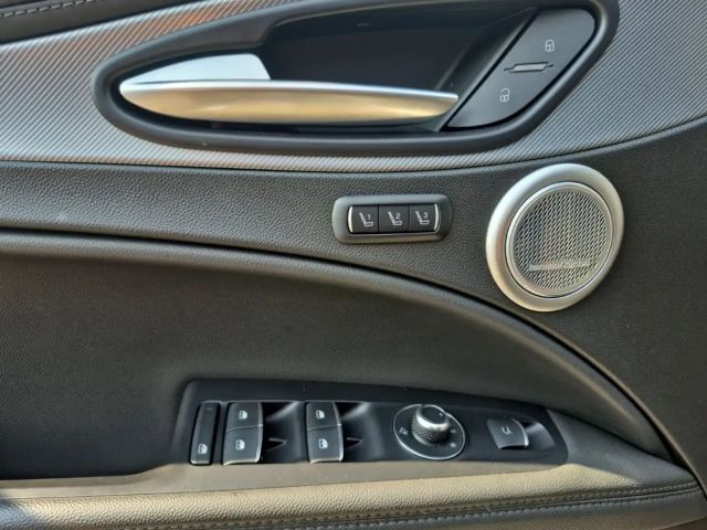 Alfa Romeo Stelvio Q4