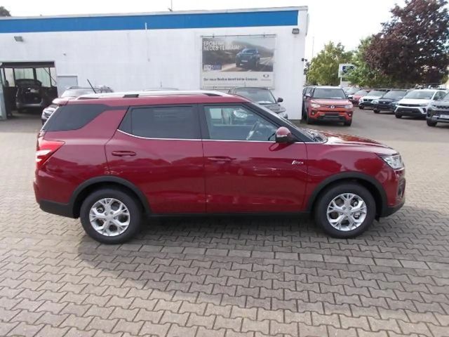 SsangYong Tivoli Grand Quarz1.5T Navi Sitzh. Kamera PDC
