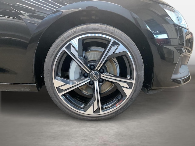 Audi A4 40 TFSI Avant S-Tronic