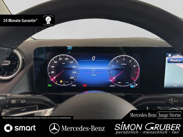 Mercedes-Benz B 180 Progressive Sedan