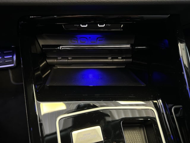 Volkswagen Golf 2.0 TSI DSG