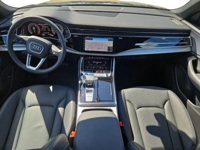 Audi Q8 55 TFSI S-Line