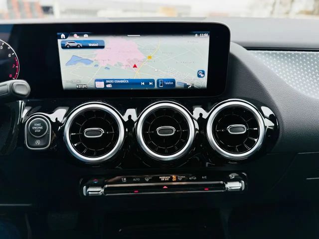 Mercedes-Benz GLA 200 Progressive