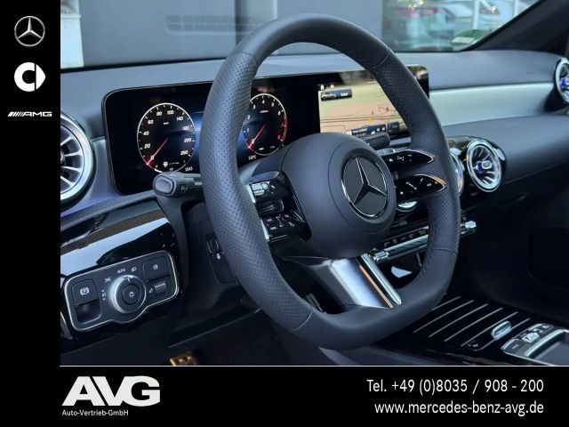 Mercedes-Benz A 200 AMG Line