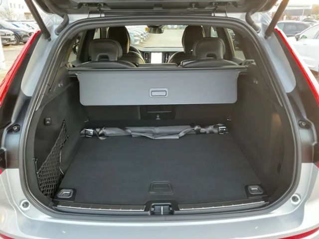 Volvo XC60 Dark Plus