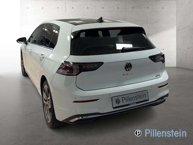 Volkswagen Golf 1.5 eTSI DSG