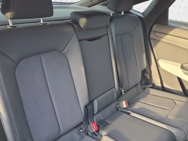 Audi Q3 35 TFSI S-Line