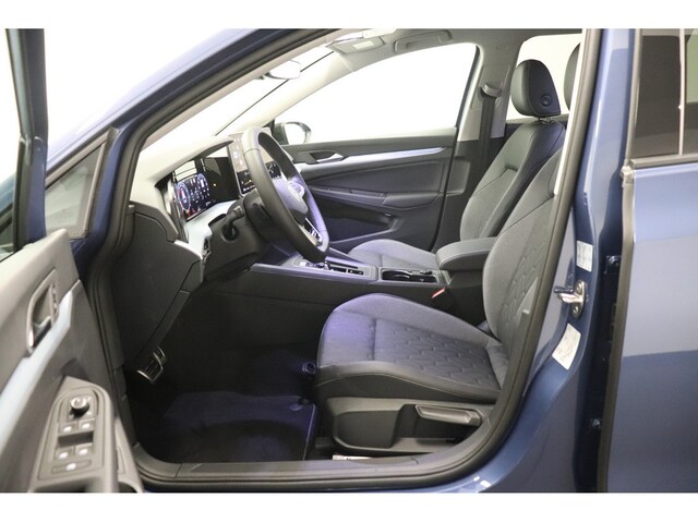 Volkswagen Golf 1.5 eTSI DSG Variant