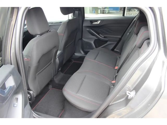 Ford Focus ST Line Wagon