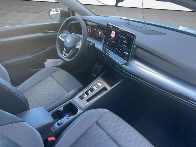 Volkswagen Golf 1.5 eTSI DSG Golf VIII