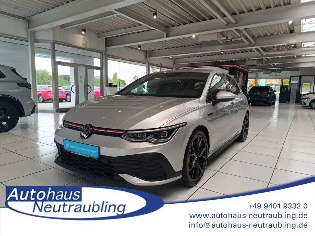 Volkswagen Golf 2.0 TSI DSG