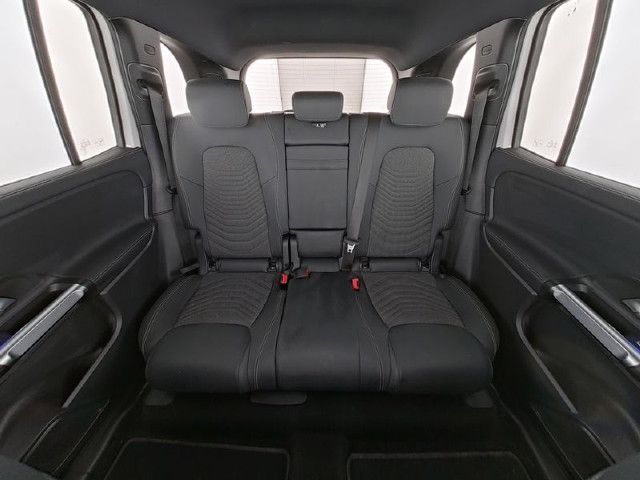 Mercedes-Benz EQB 300 4MATIC