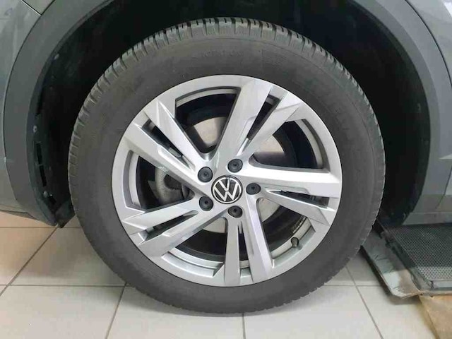 Volkswagen T-Roc 1.5 TSI DSG R-Line