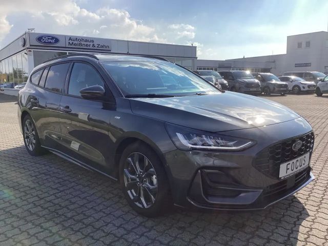 Ford Focus ST Line Wagon