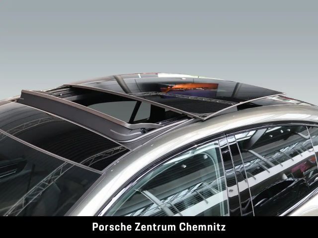 Porsche Panamera 4 E-Hybrid