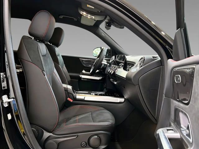 Mercedes-Benz GLB 200 AMG Line