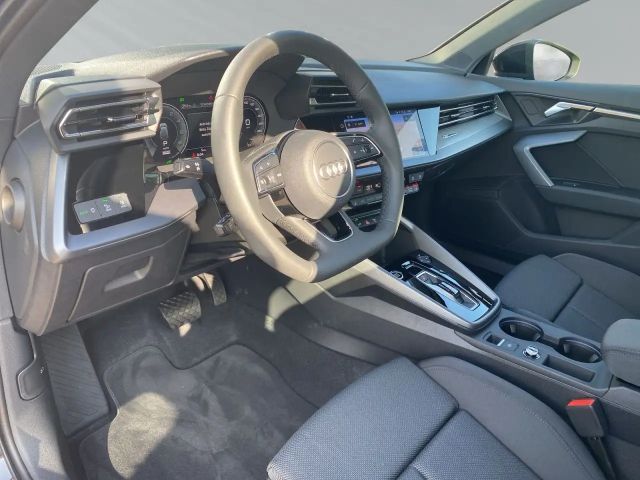 Audi A3 40 TFSI Hybride S-Tronic Sedan